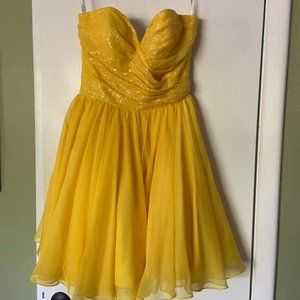 Yellow Sherri Hill Cocktail